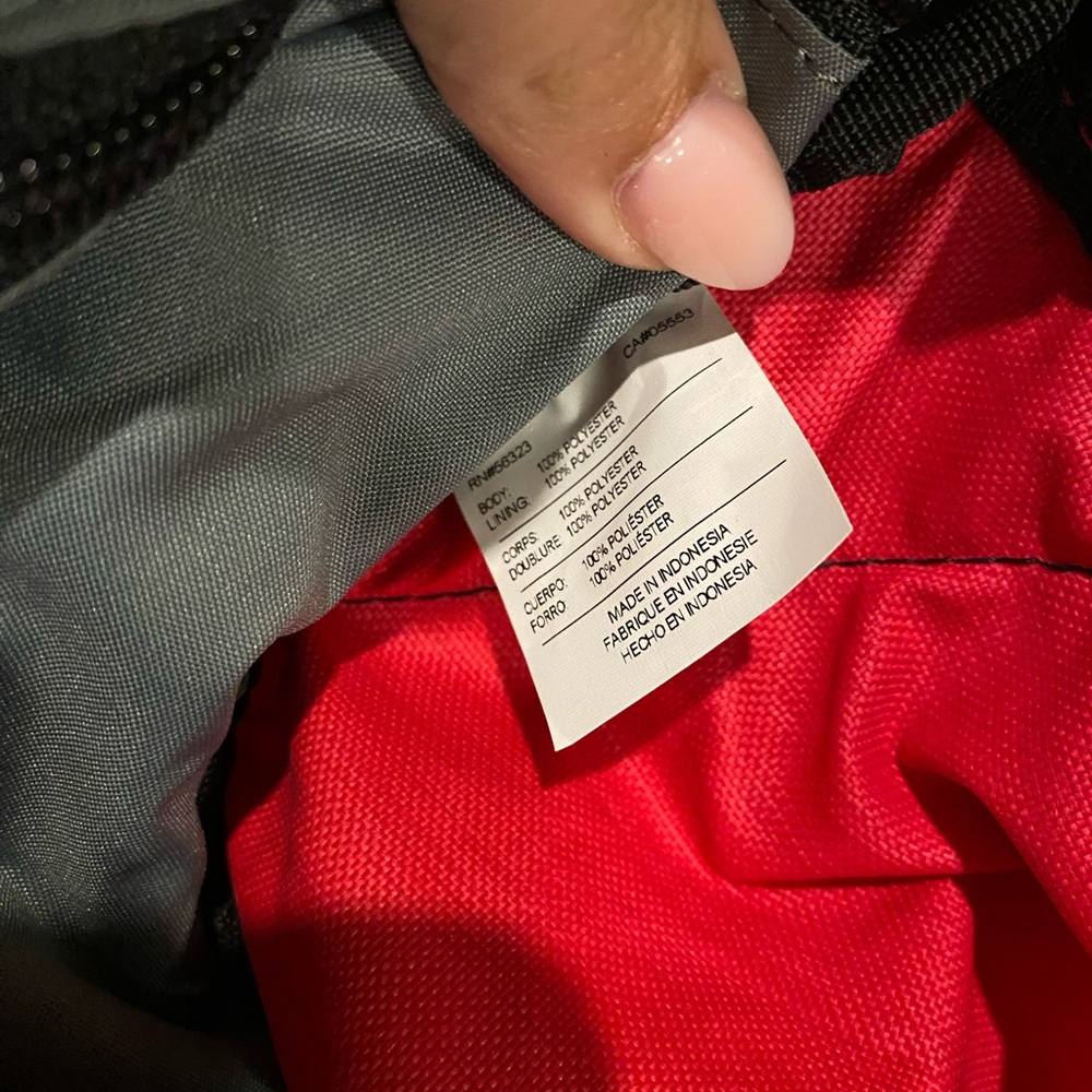 Nike Brasilia Small Duffel Gym Bag pink black White Swoosh - Picture 6 of 7